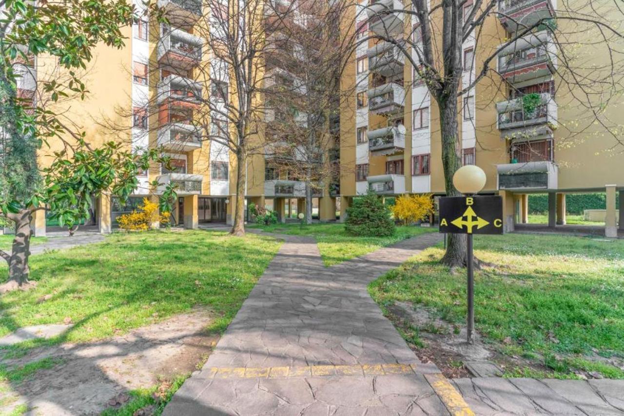 Апартаменты Moncler House Navigli Милан Экстерьер фото